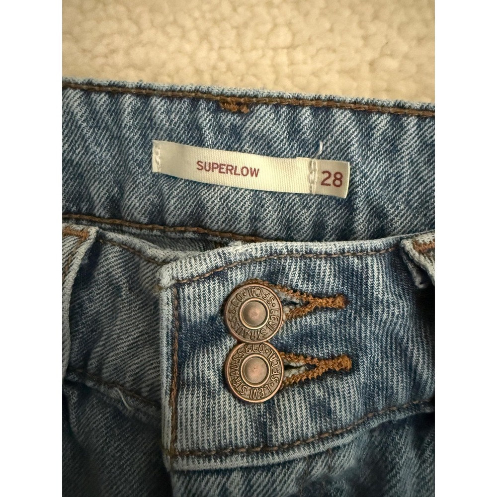 Levis Superlow Straight Jeans Womens 28 Blue Light Wash Low Rise Distressed - Picture 4 of 13